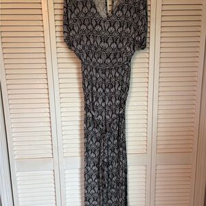 Elegant Black and White Patterned Jumpsuit